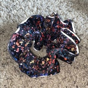 Lululemon Light Locks Scrunchie II Multicolor
